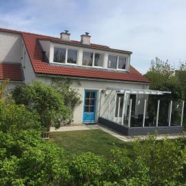 Dune Park Bungalow Stuga, Sauna, BBQ, Netflix, hotel din De Cocksdorp