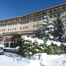 Hotel Caldora, hotel em Rocca di Mezzo