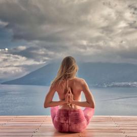 Eagle's Nest Atitlán, готель у місті Тікаль