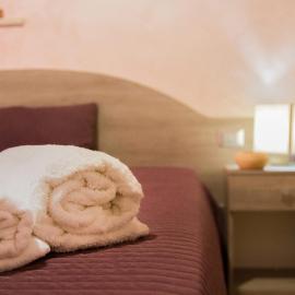 Rooms Gli Arcangeli - Affitti Brevi Italia, hotel en Monte SantʼAngelo