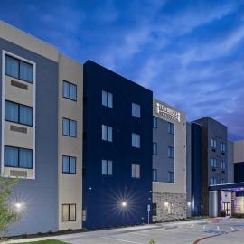 Staybridge Suites Waco South - Woodway by IHG, hotel a Woodway