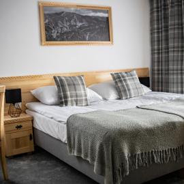 Tatrzańskie Spanie pokoje gościnne, hotel in Poronin