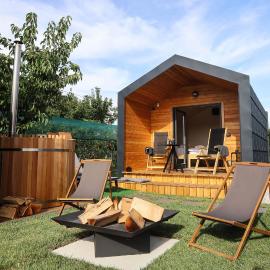 Healthy House Glamping, hotel di Koper