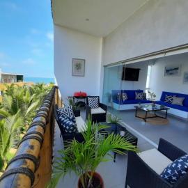 Departamento Las Palmeras de Bocapan 308、トゥンベスのホテル