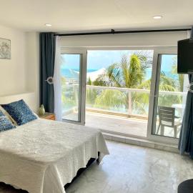 Exclusivos Apartamentos con playa privada, hotel in San Andrés