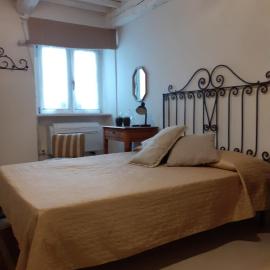 Una finestra sul mare - Appartamento a Fano, hotel din Fano