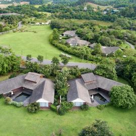 Serena Kim Boi Resort - Hoa Binh, hotel v destinaci Hòa Bình