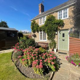 Cottage en-suite room with private lounge, hotel in Bridport