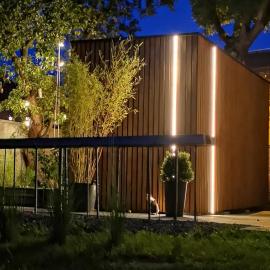 Viesnīca #outofboxproject tiny-home and garden house pilsētā Timišoara