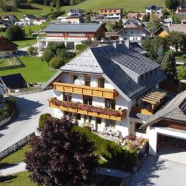Gästehaus Schwaiger, hotel v destinácii Sankt Michael im Lungau