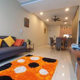 Southville Stay @ Savanna Executive Suite, hotel i Bangi