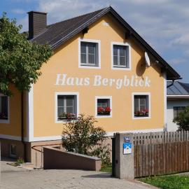 Haus Bergblick, hotel a Maiersdorf