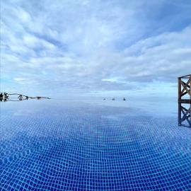 ModuLAR, hotel na Calheta
