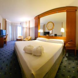 Hotel los Bracos, hôtel à Logroño