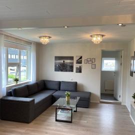 Sol apartment, готель у місті Кеплавік