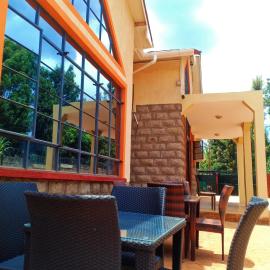 The Peak Meadows Hotel, hotel em Nyeri