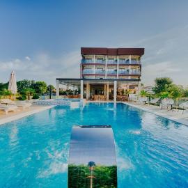 Hotel Lion, ξενοδοχείο σε Ulcinj