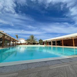 Sa Iba Resort, hotel v destinácii Tertenìa