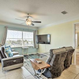 St Augustine Condo w/ Pool Access, Walk to Beach!