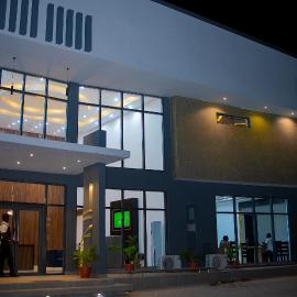 Hotel Capitol, khách sạn ở Ikeja