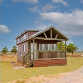 077 Tiny Home nr Grand Canyon South Rim Sleeps 8, hotel in Valle
