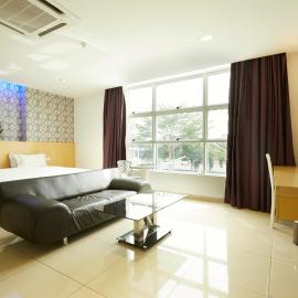 East Sun Hotel Sekinchan, hotel in Sekincan