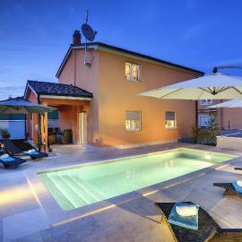 Holiday house Vedrana, Jadreški