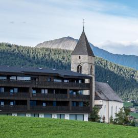 Mountain Lodge Margit, hotel in Maranza