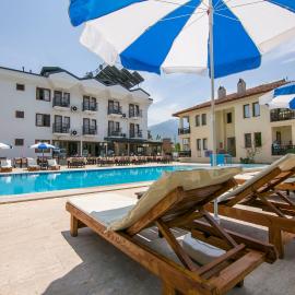 Kilim Hotel & Apart، فندق في فتحية