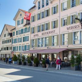 Weisses Rössli Swiss Quality Hotel, hotel em Brunnen