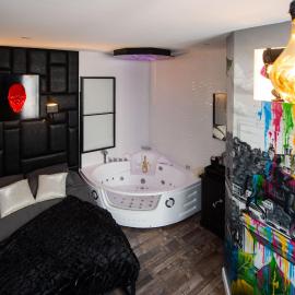 URBAN JUNGLE SPA, Hotel in Villeurbanne