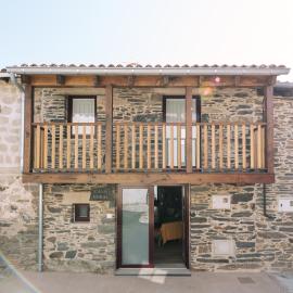 casa boral, hotel din Doade