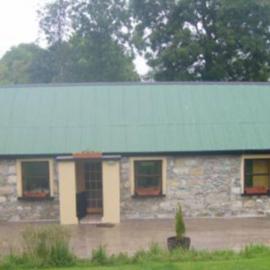 Cottage ideal for Family's & private lake access