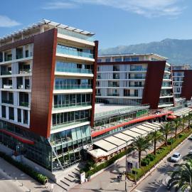 Condo Studio Plaza, ξενοδοχείο στην Μπούντβα