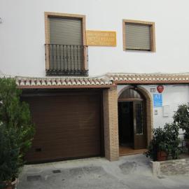 Apartamentos Haza La Moraleda, hotel di Güéjar-Sierra
