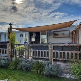 Chalet Zeewind, Hotel in Oostkapelle