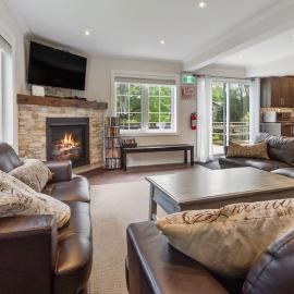 Mountaintop Home with Hot Tub, Sauna and Fire Pit, by Property Valet