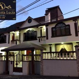 Hotel Casa Santa Lucía, hotel in Baños