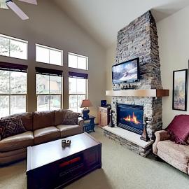 Deer Track Retreat, hotel in Granby