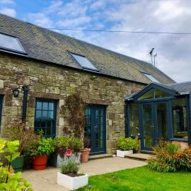 Trossachs Barn & Cabin - boutique B&B, hotel en Port of Menteith