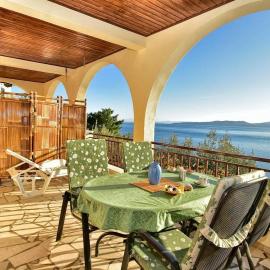 Apartments ZANA (77), hotel a Pisak