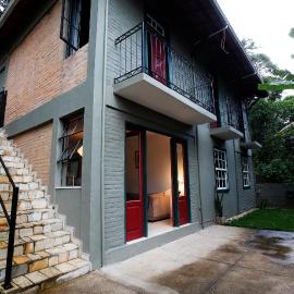 Casa charmosa e espaçosa, hotel in Tiradentes