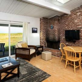 Cottage by the Sea, hotel u gradu Gijarhart