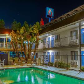 Motel 6-Merced, CA - North, hotel in Merced