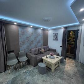 Designed Apartment with French Balcony SELF CHECK IN