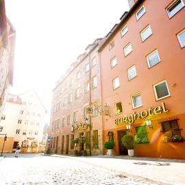 नूर्नबर्ग में, होटल Burghotel Nürnberg