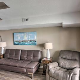 Middle Bass Condo w/ Balcony, Lake Erie Views, hotel in Put-in-Bay