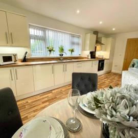 Stylish Boutique Bungalow, hotel in Felixstowe