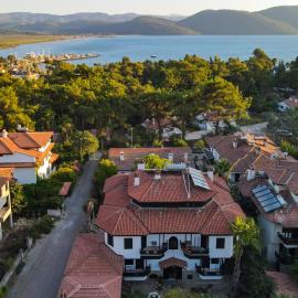 Liya Boutique Hotel & Suites, hotel i Akyaka