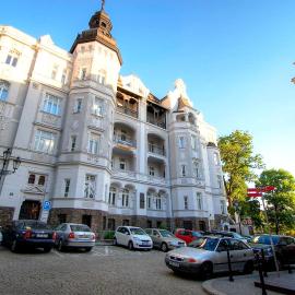 Bishop Apartments